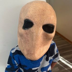 Pre-owned Slender man Mask